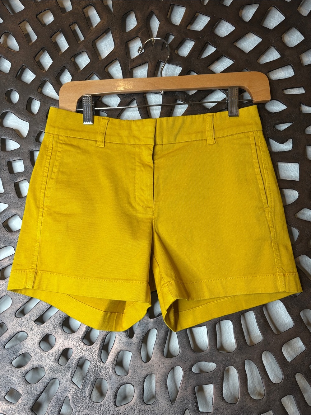 💛 Chino Shorts Yellow Stretch Preppy Summer Casual Women’s 00 NWT J.Crew 💛